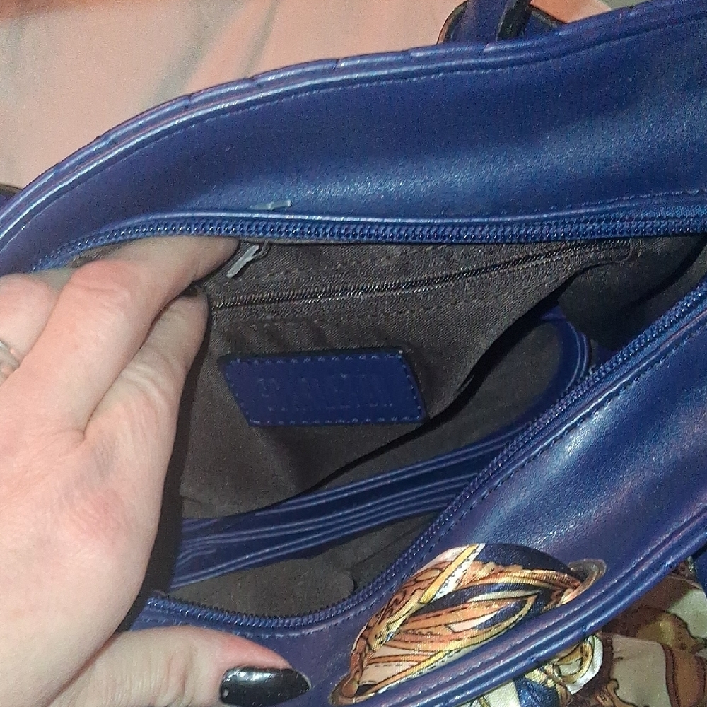 Chic Quilted Navy Satchel with Scarf Accent - Picture 5 of 7